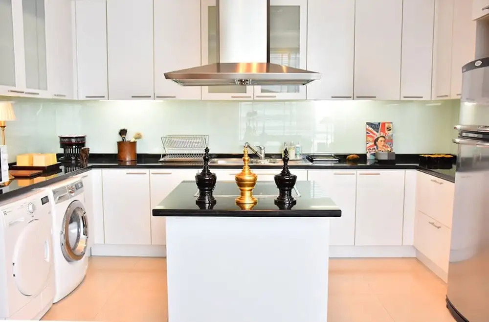 1 Bed Serviced Skyvilla With View Check in 15h to 22h Only