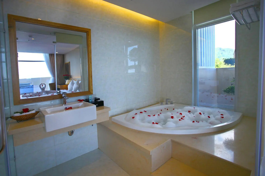 Glamour Hotel Nha Trang