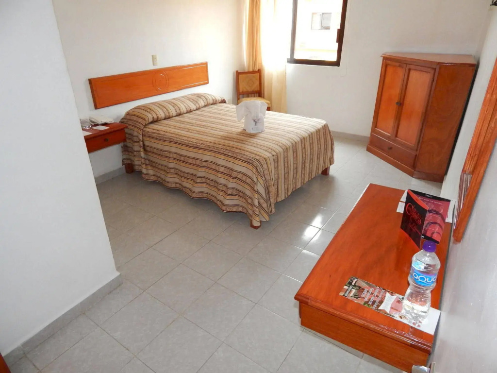 Hotel Arcos del Parque