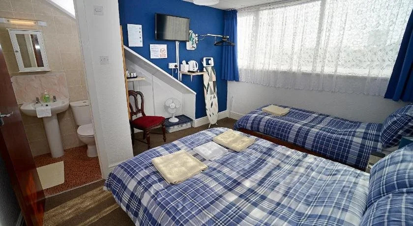 Lynmoore Guest House