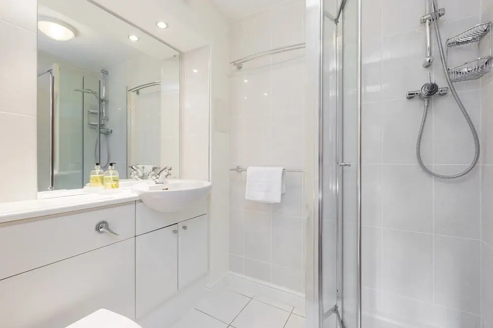 388 Old Tolbooth Wynd Apartment 2