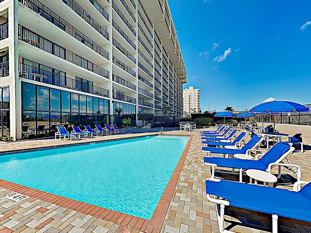 New Listing! Gulf-view All-suite Bliss W/ Pools 3 Bedroom Condo