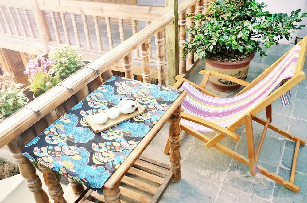 Tourist Courtyard Hotel