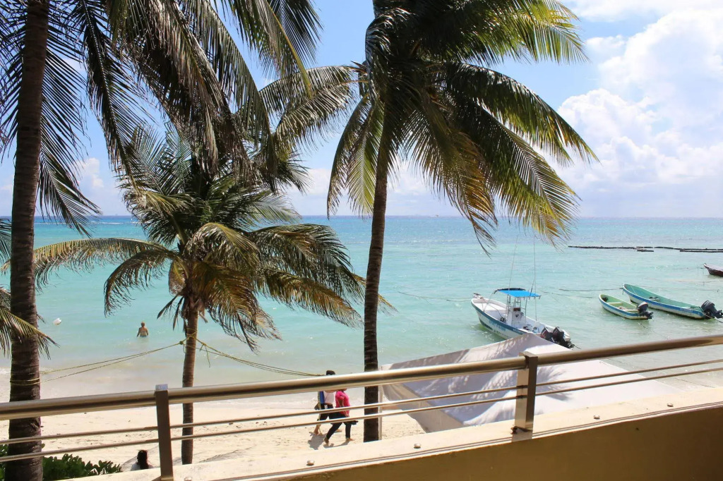 Koox La Mar CondHotel