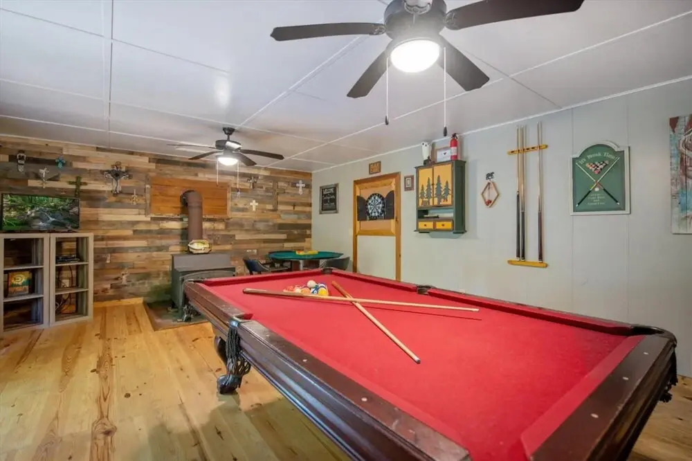 Cowboy Cabin - Gorgeous Unique Mountain Cabin With Creek Porch Pool Table