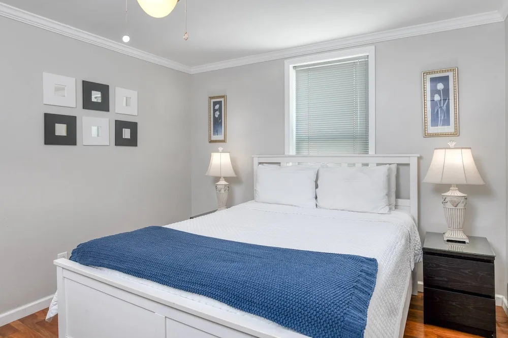Blue Moon Suite