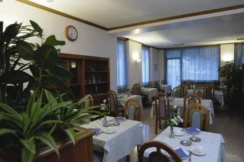 Hotel Ideal