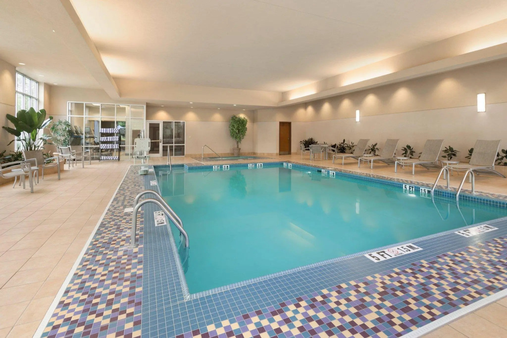 Embassy Suites by Hilton Franklin Cool Spring