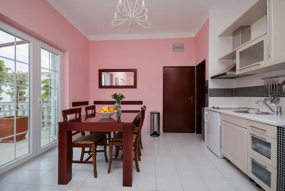 Apartments Sinisa