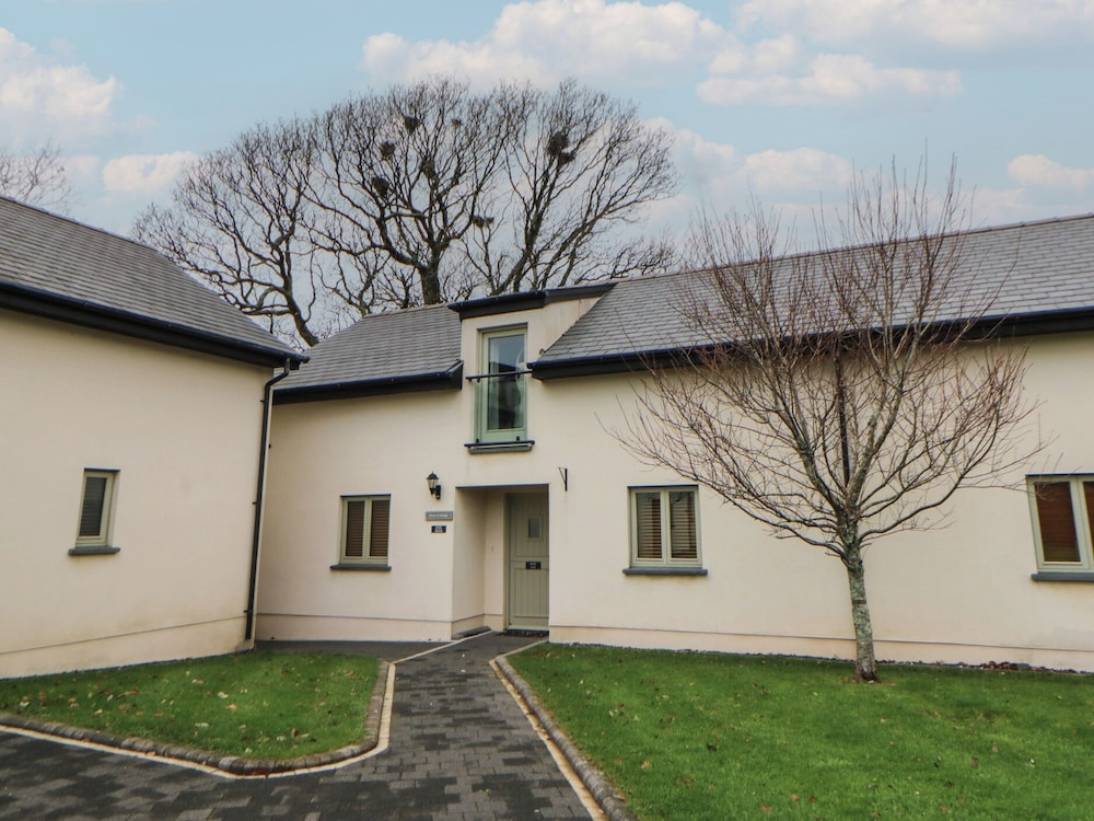 Rose Apartment - Gower