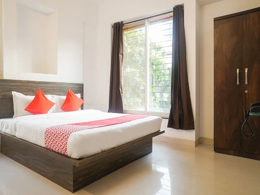 OYO 14618 Scholars Inn