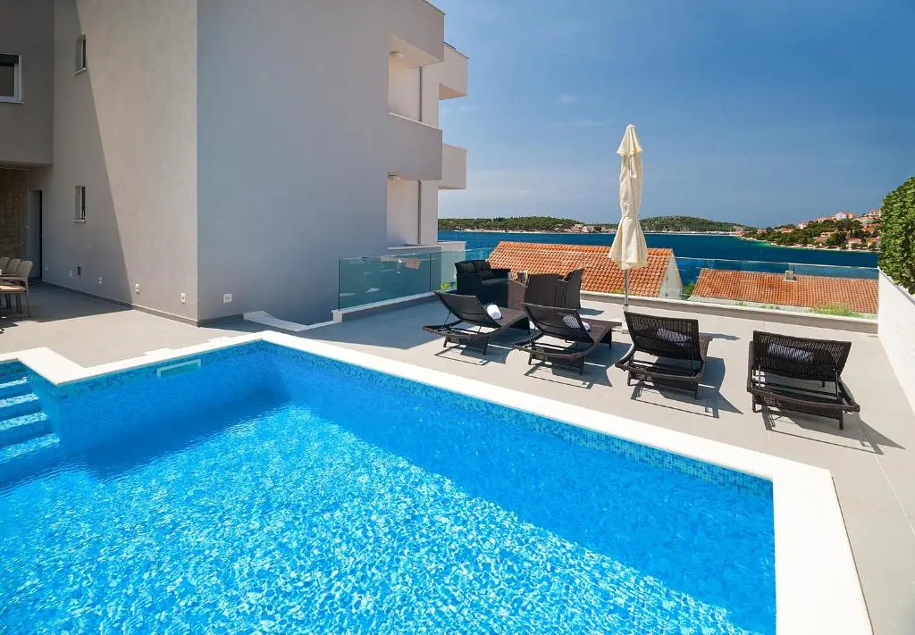 Apartments Sun Rogoznica