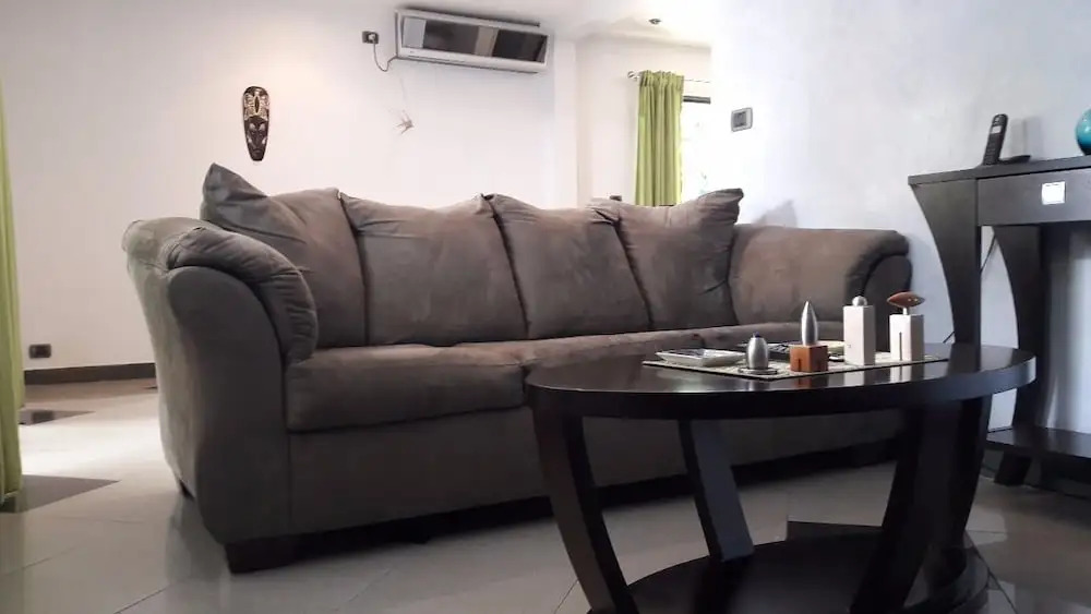 Villa Thoga Vacation Rentals & Tours
