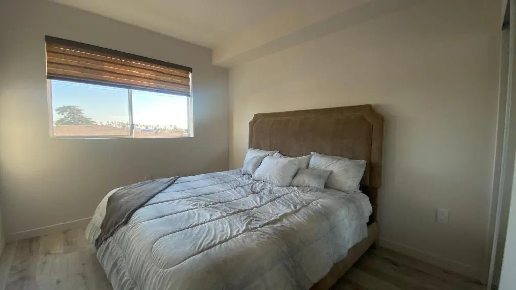 Gorgeous View 2bd 2ba Apartment in Hollywood