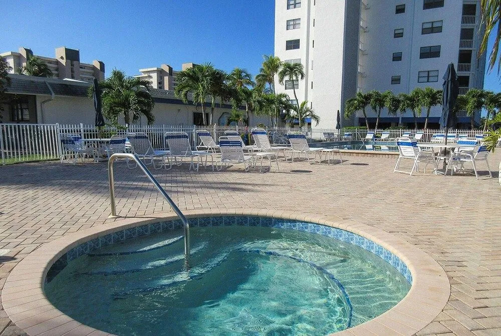 Marina Towers 704 - 2 Br Condo