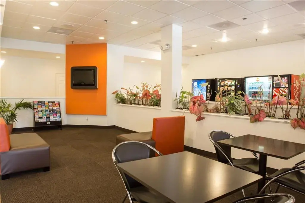 Motel 6-Cutler Bay, FL