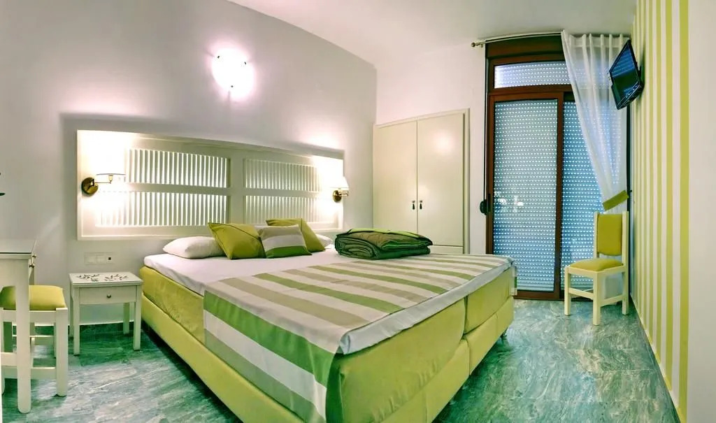 Sunset Hotel