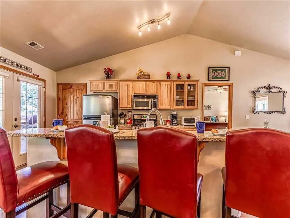 Deer Meadows, 3 Bedrooms, Wifi, Sleeps 8, Gas Grill, Hot Tub