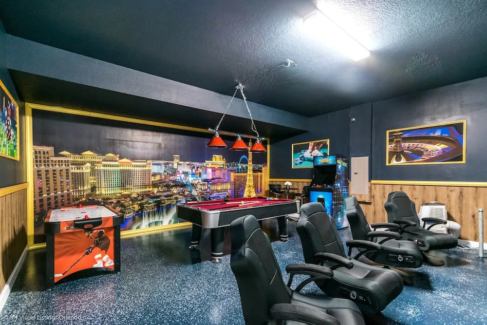 1684 Moonvalley Drive