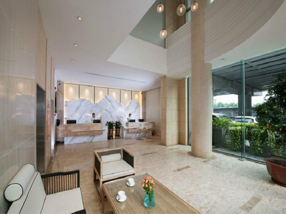 Master Hotel Wenjindu