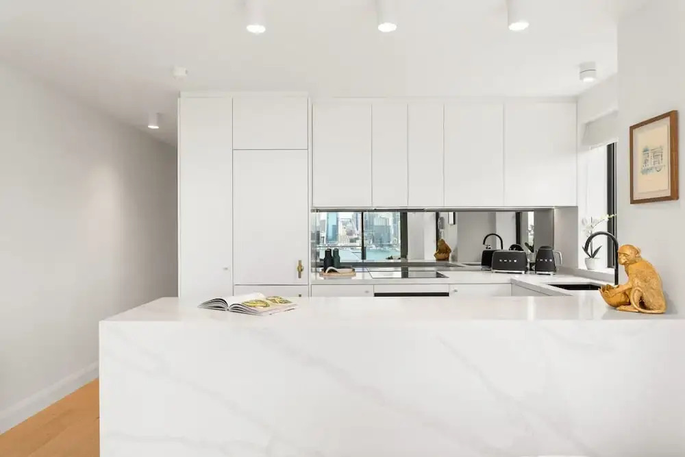 Boutique 2-bed With Stunning Sydney Harbour Views