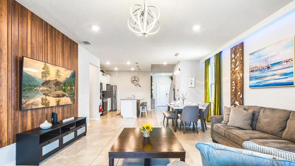 7BR Pool LAKE VIEW! Solterra Resort Family Villa