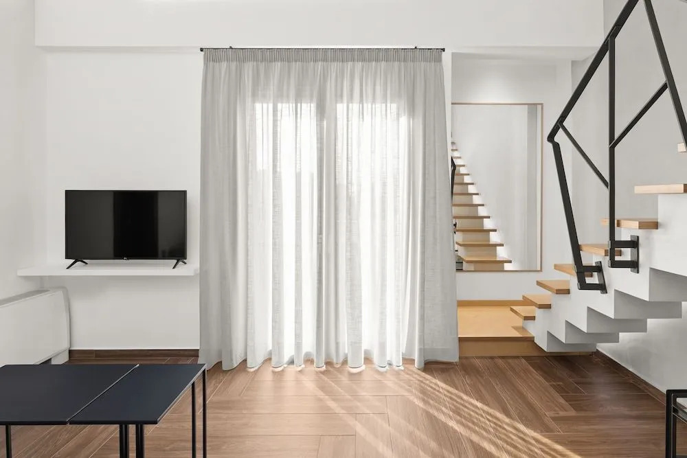 ATHENIAN VIEW LOFT