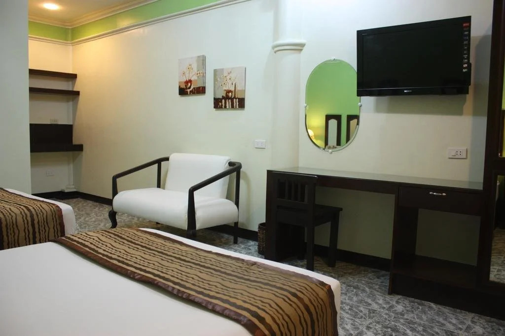 La Piscine Bed & Breakfast