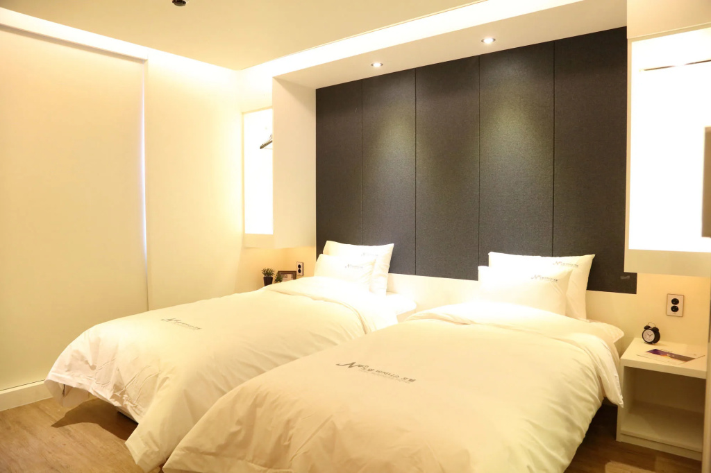 Noel Business Hotel