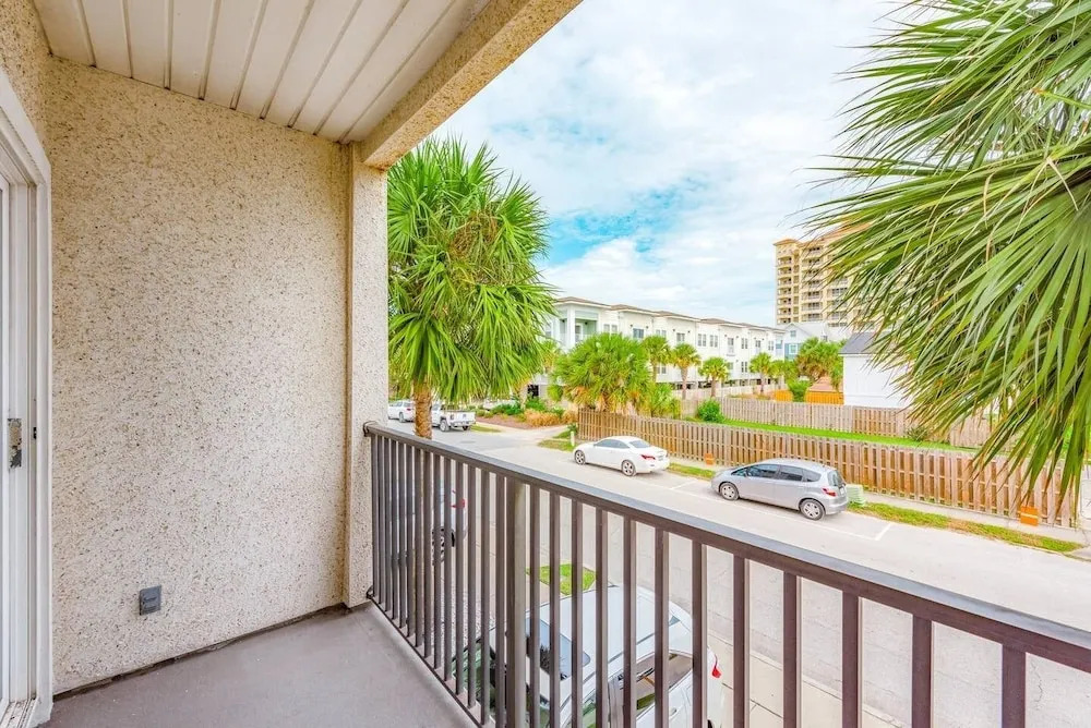 Beach Serenity 2 - Private Condo With Ocean Views