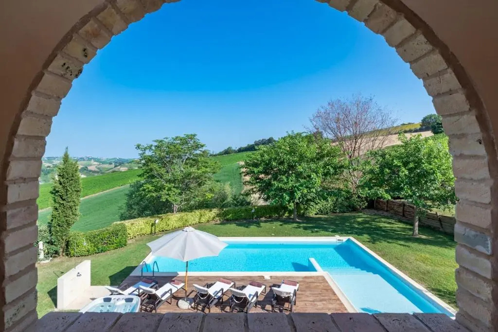CASALE ROSY 6&2, Emma Villas