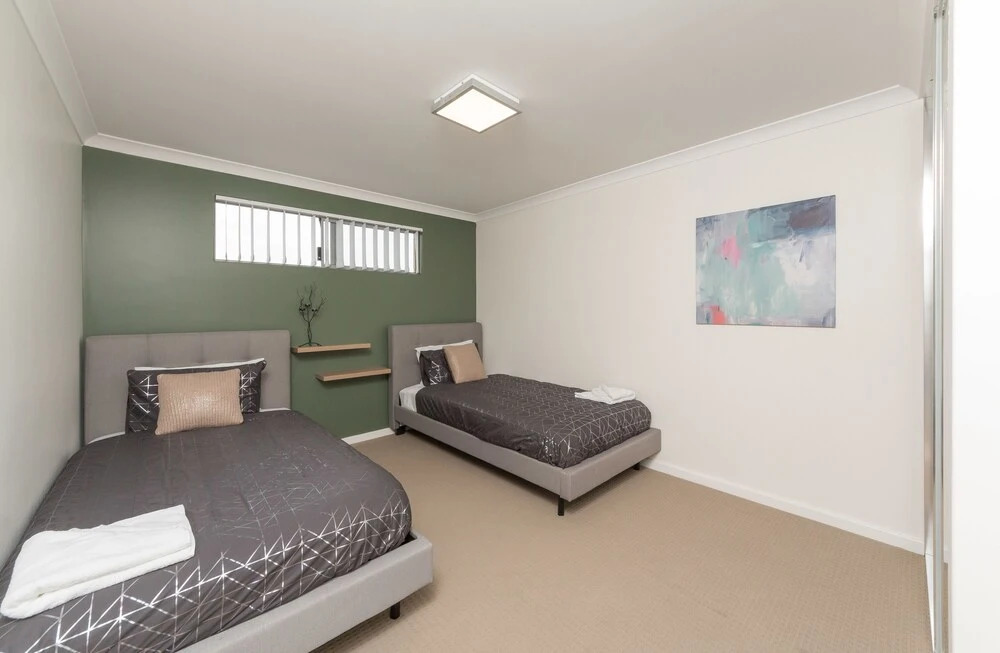 Eliza Park Suites 21