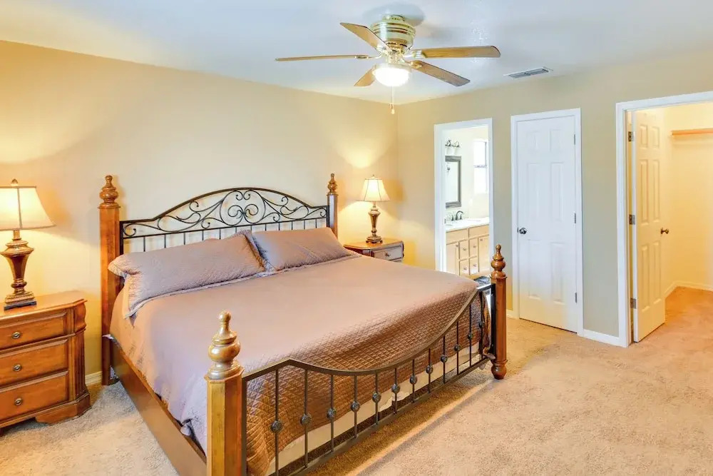 ~ 5 Mi to Beach & Golf: Lake Havasu City Home