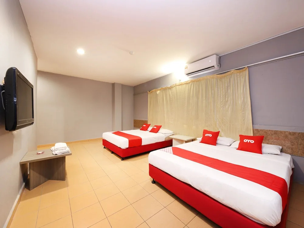 Hotel 22 by OYO Rooms