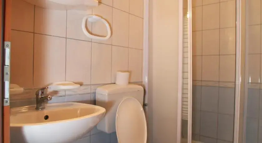 Rooms Maslina
