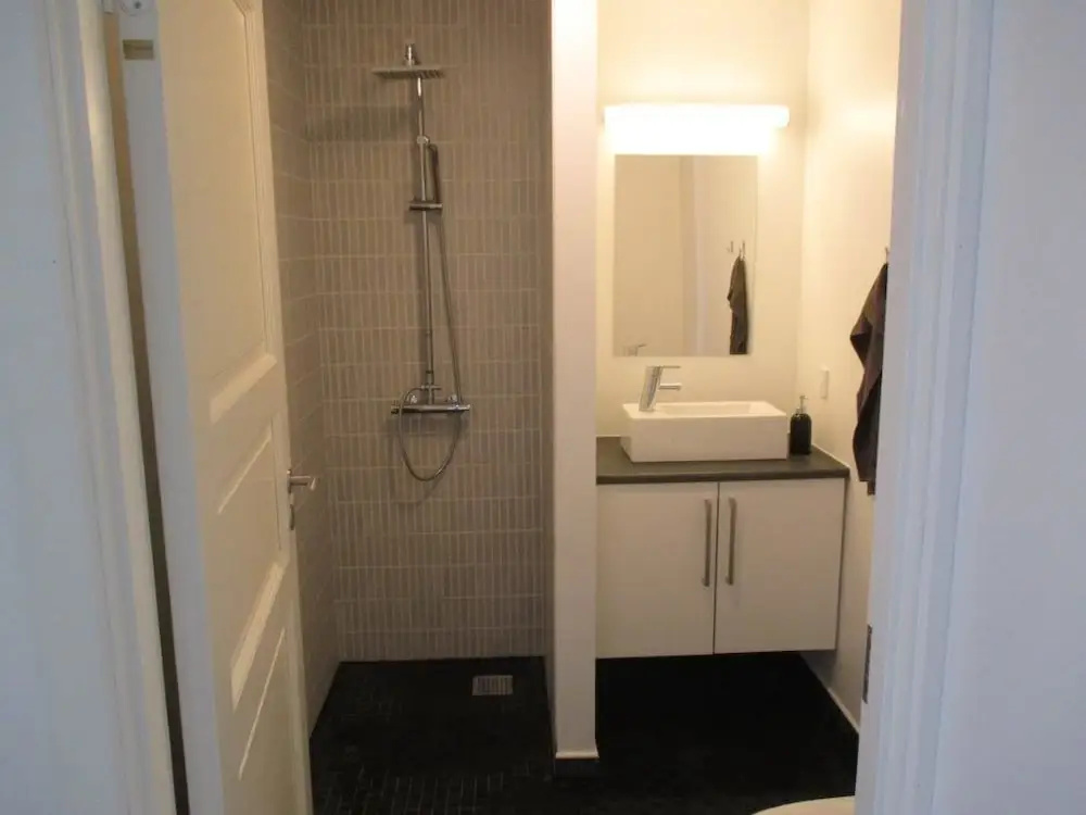 White House Hotel Apartments