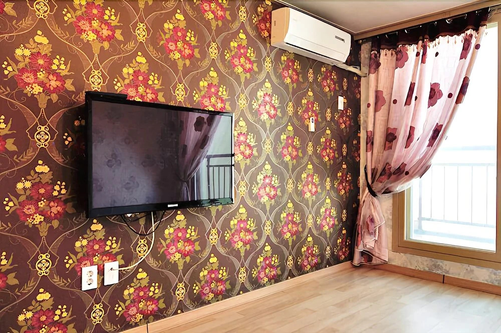 Yeongheungdowith Haejigae Pension