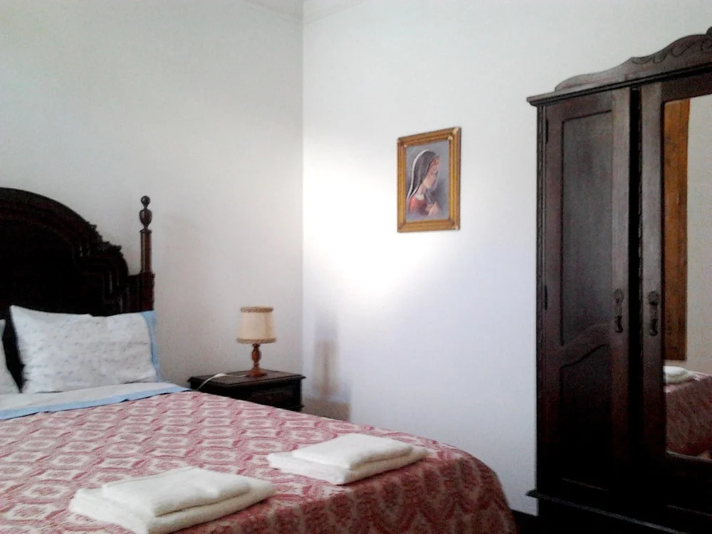 House With 3 Bedrooms in Alcobaça, With Wonderful Mountain View and En