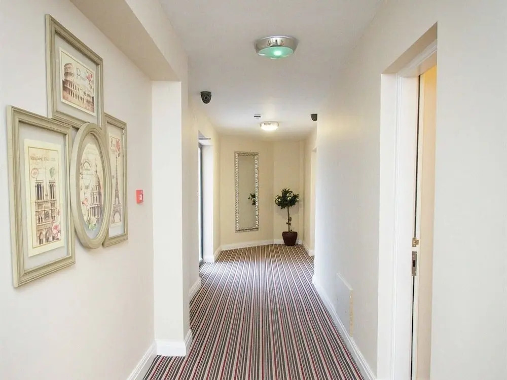 Select Serviced Apartments