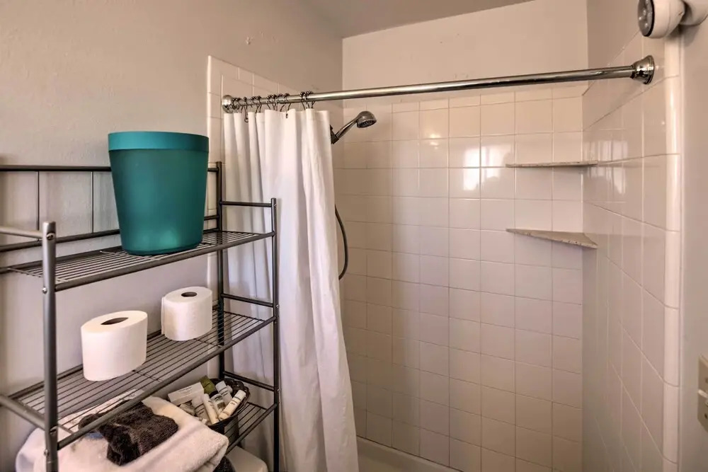 Apartment ~ 12 Mi From Hualapai Mountain Park
