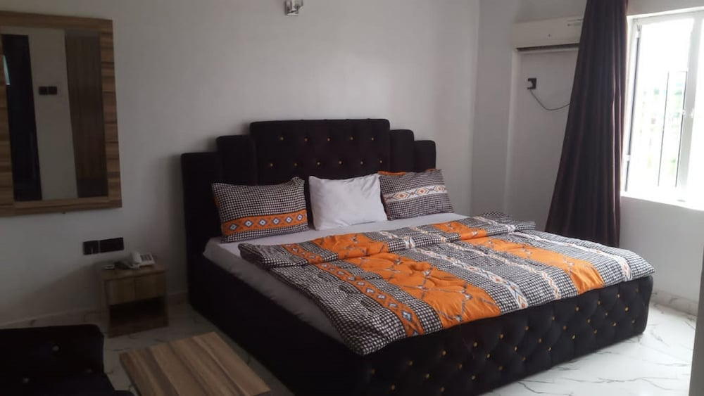 J Clay Hotels And Suites