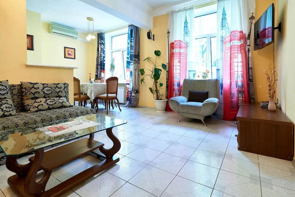 Апартаменты Home-Hotel, ул. Пушкинская, 2-4-7