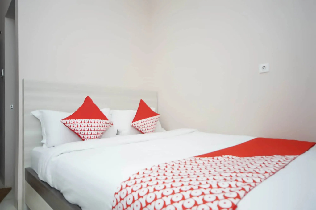 Super OYO 270 Madinah Residence Syariah