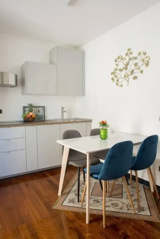 Lake Holiday Como by Rent All Como
