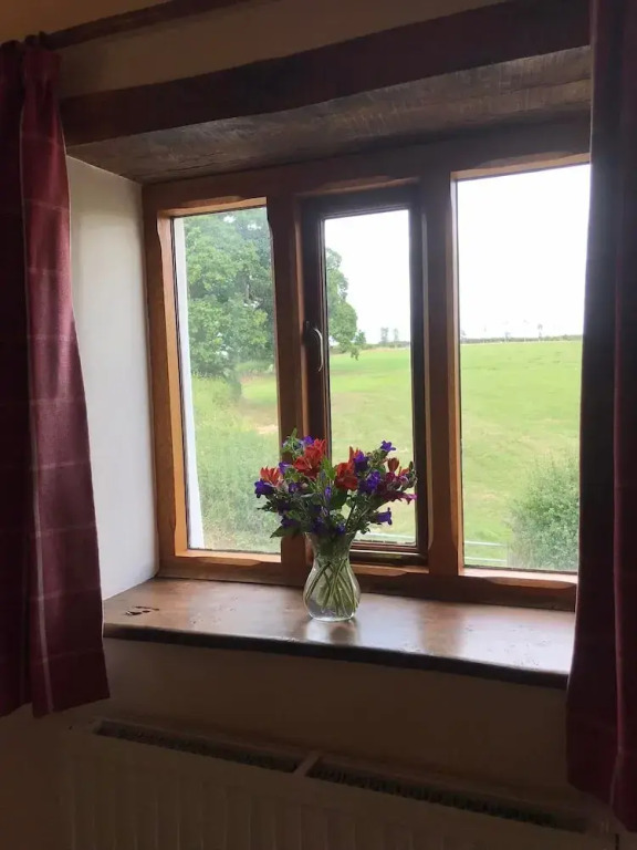 16th Century Devon Longhouse, Stunning Views