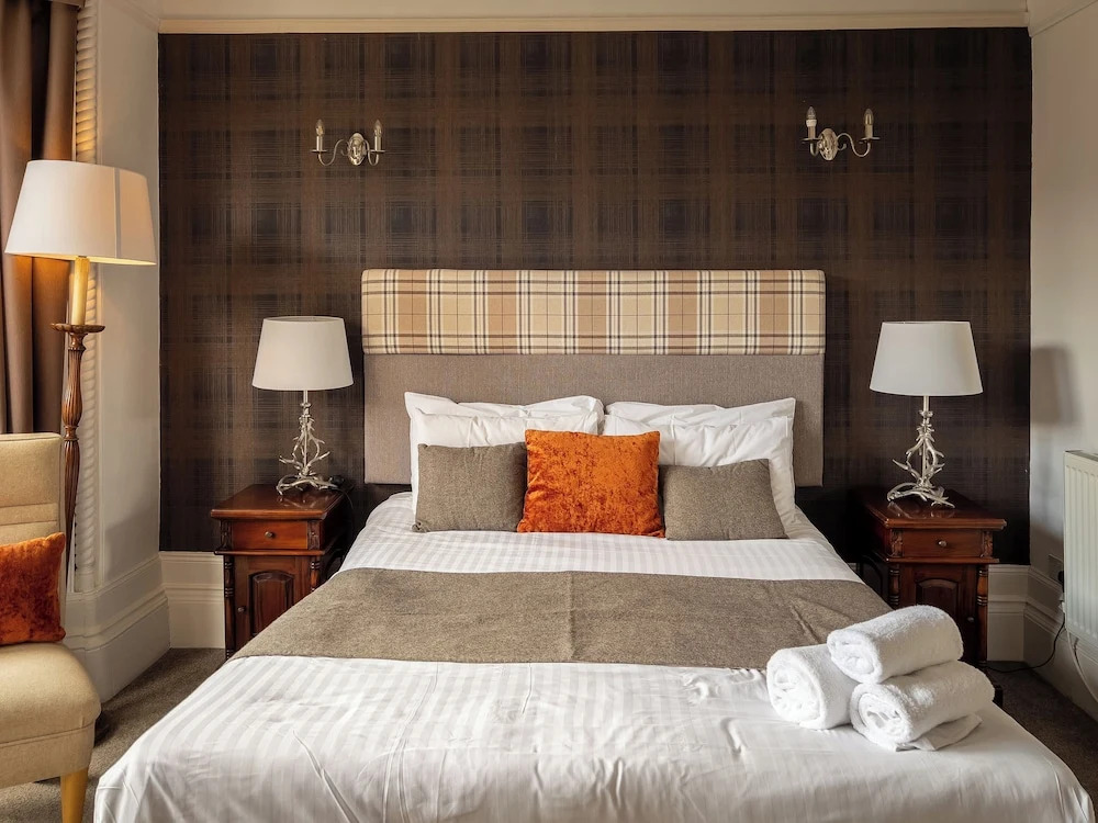 The Crags Hotel