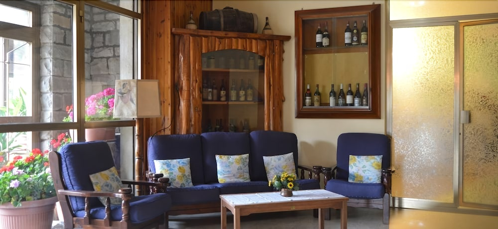 Hotel Ristorante Miramonti