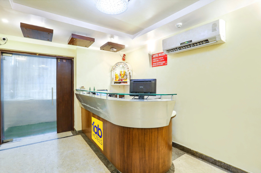 FabHotel Shubhangan - Nr Bandra
