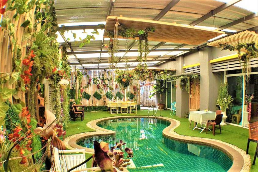 OYO 792 Omsaga Phuket Hotel