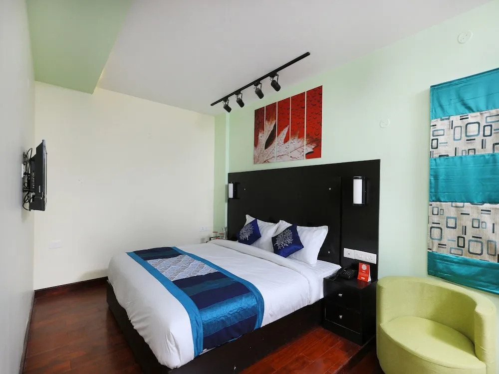 OYO 13838 Ramana Holiday Inn